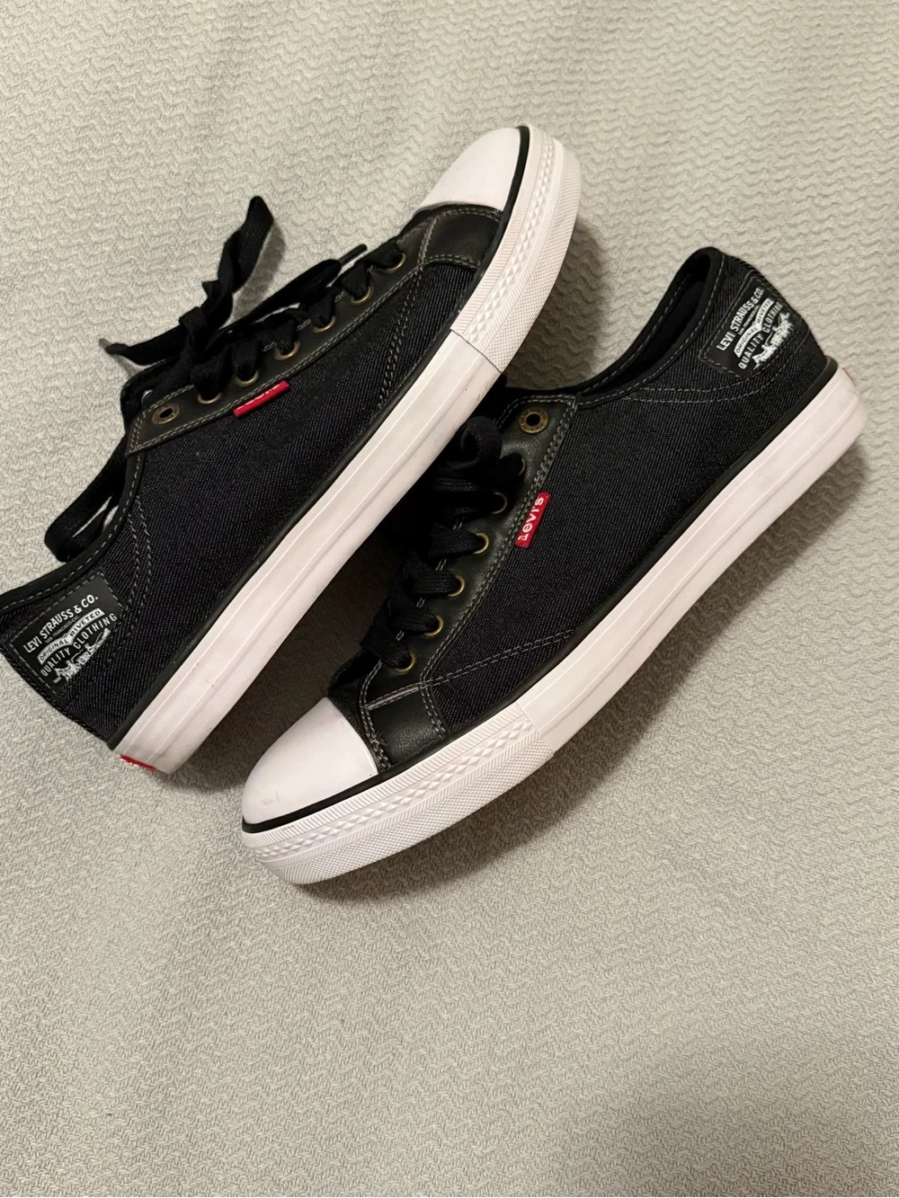 Levis insoles dark